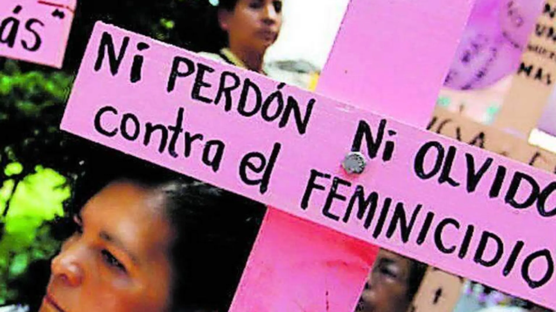 Organismos reportan 54 probables feminicidios durante 2022 en Puebla, SEGOB sólo 12